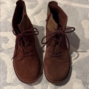 Clarks Brown Ankle Boots new w/out tags